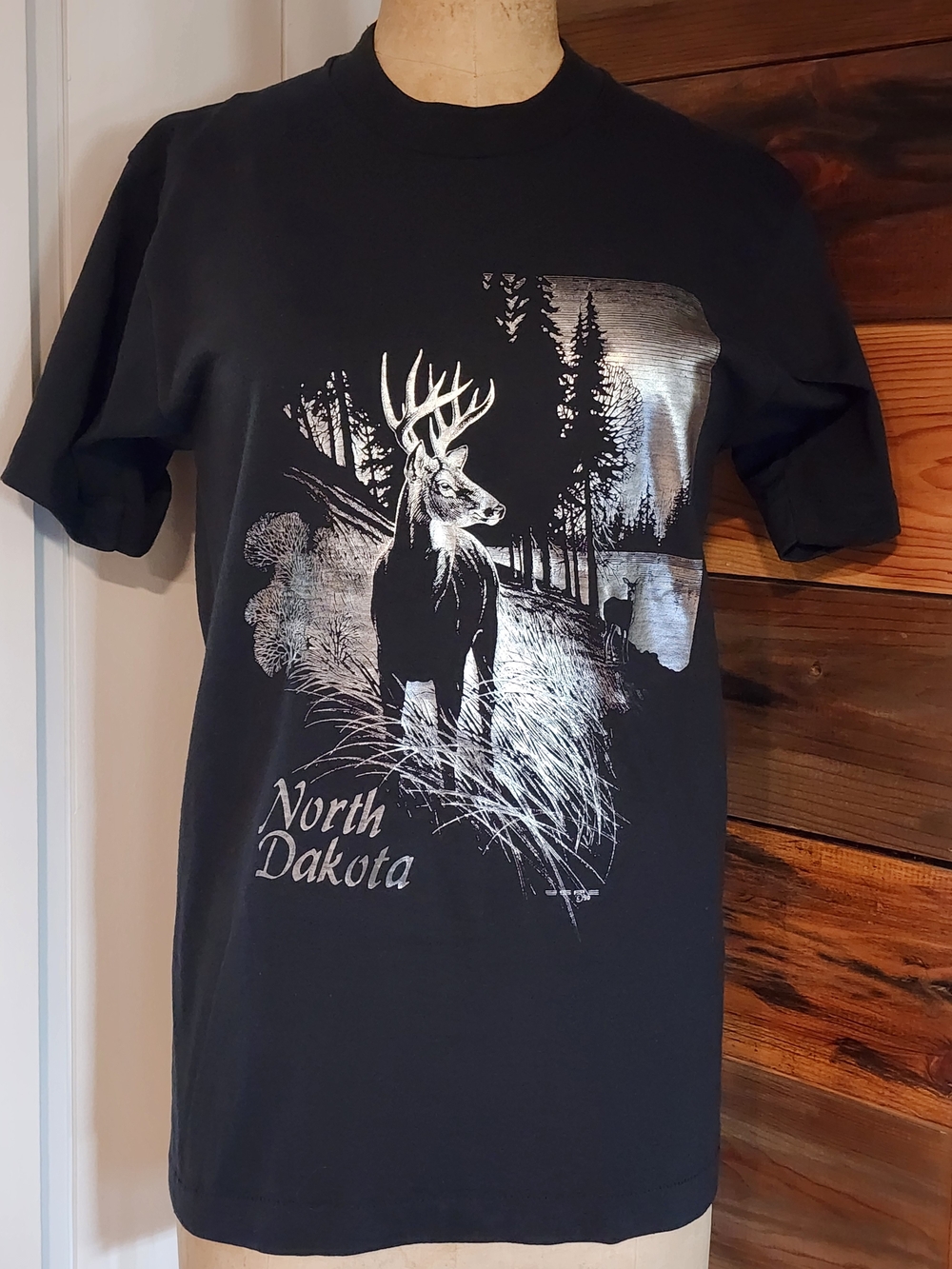 Vintage 1990 North Dakota Deer Graphic Tee